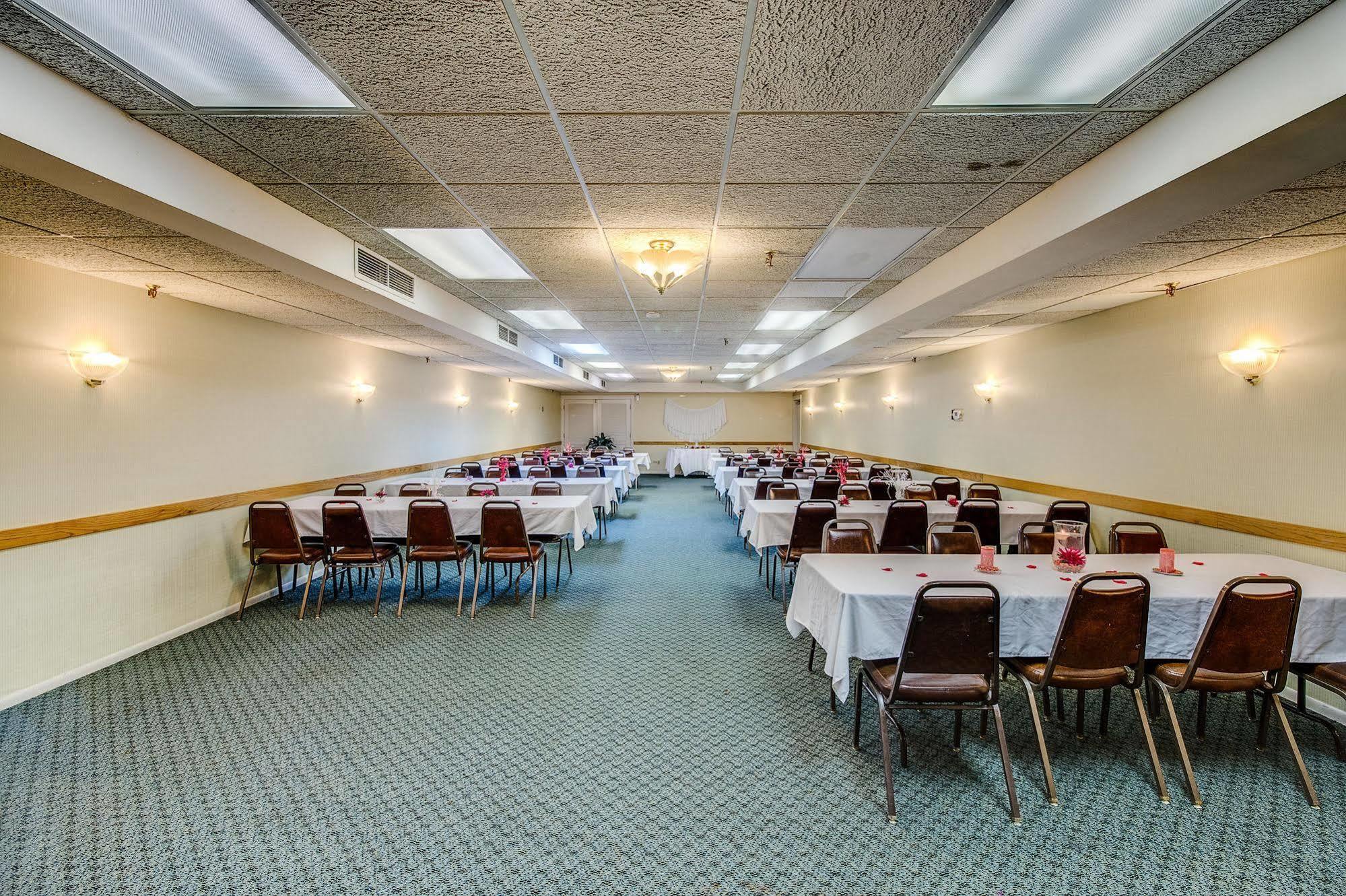 Sweden House Lodge Rockford Eksteriør bilde